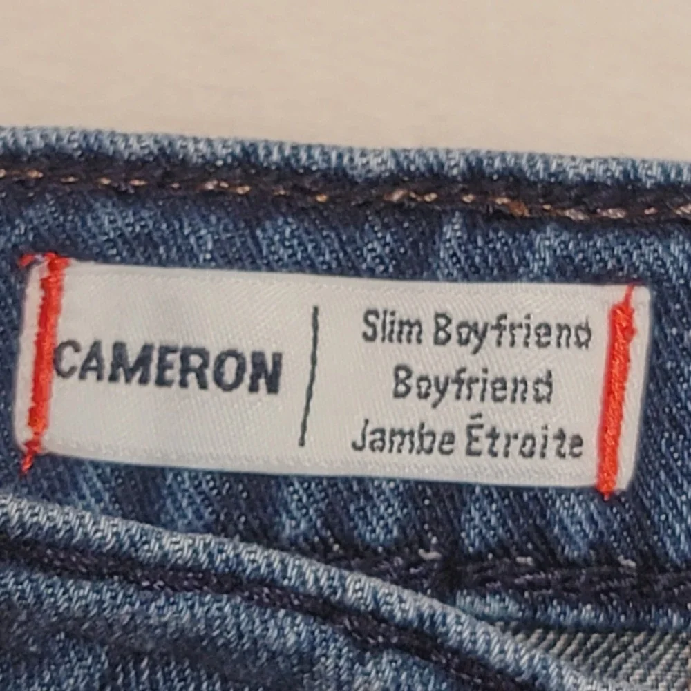 True Religion women's Jeans Size 33 Cameron slim boyfriend